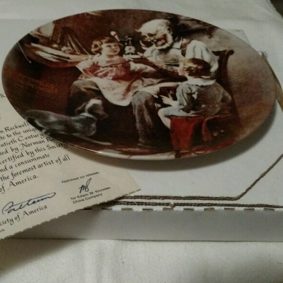 Norman Rockwell The Toy Maker Plate with Certificate and Original Box - Picture 8 of 9